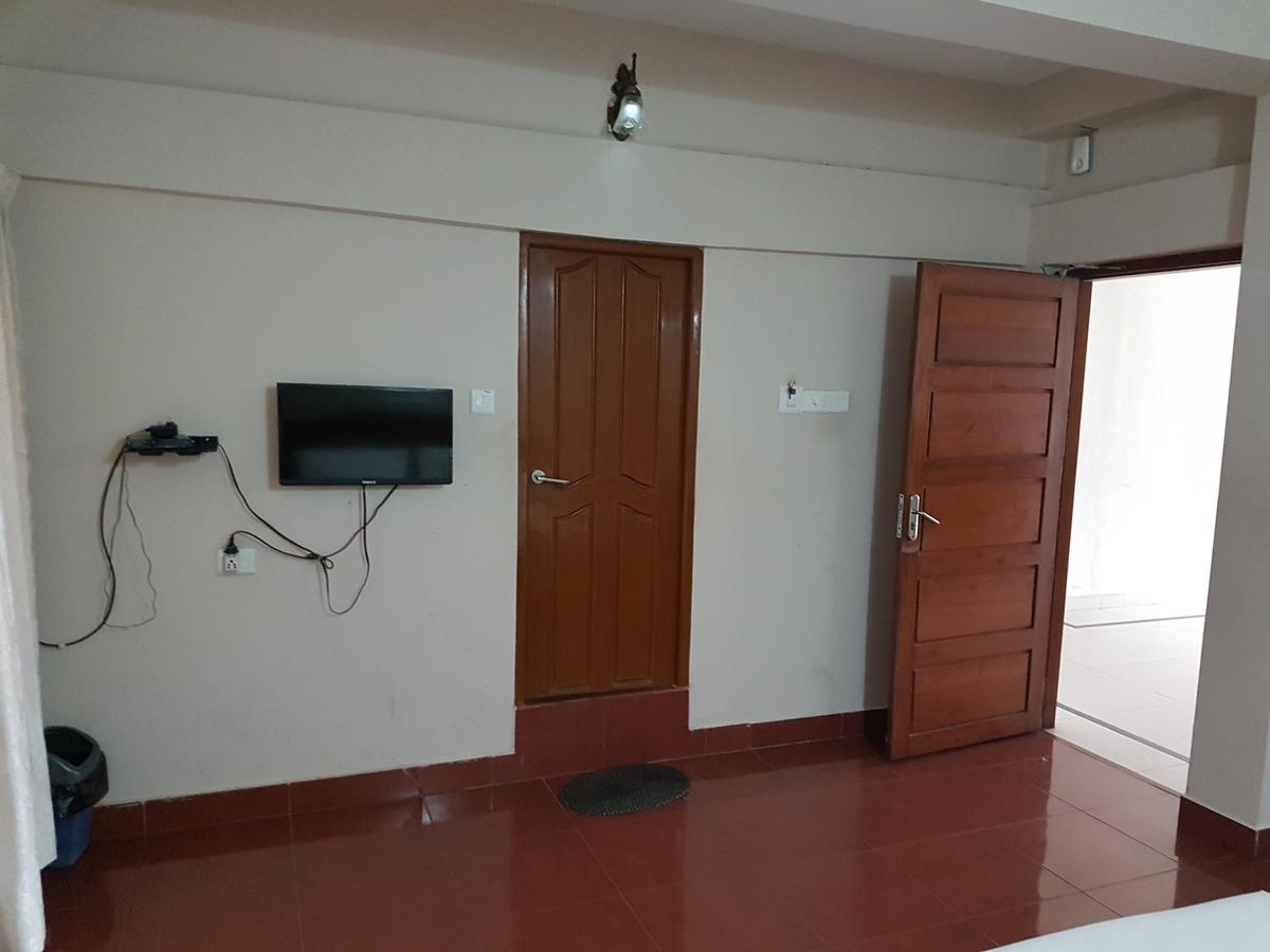 Hotel Shalimar Metro Kochi Zewnętrze zdjęcie